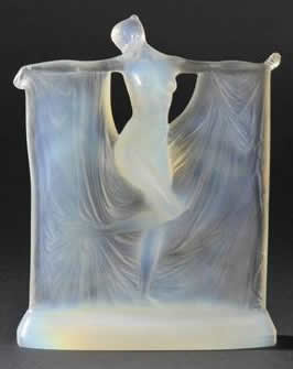 R. Lalique Suzanne Statue