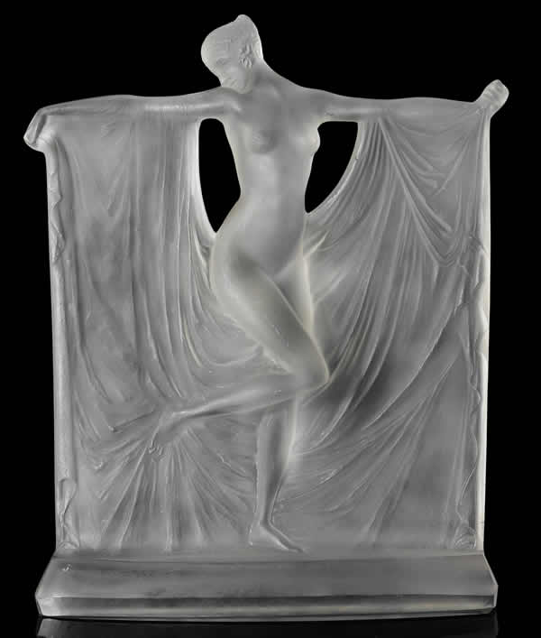 R. Lalique Suzanne Statue