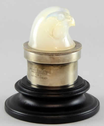 R. Lalique Tete D'Epervier Bouchon De Radiateur