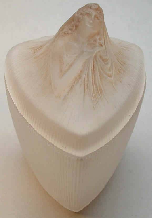 R. Lalique Tete Femme Box