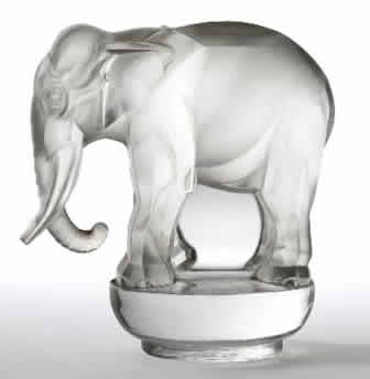 R. Lalique Toby Paperweight