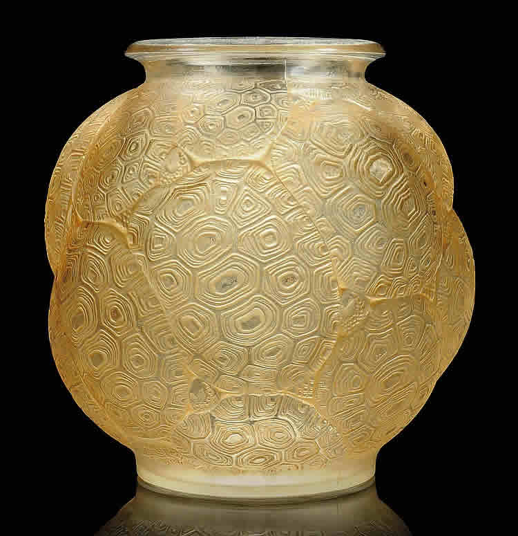 R. Lalique Tortues Vase