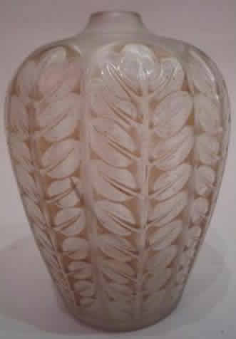 R. Lalique Tournai Vase