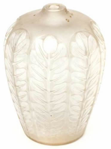 R. Lalique Tournai Vase