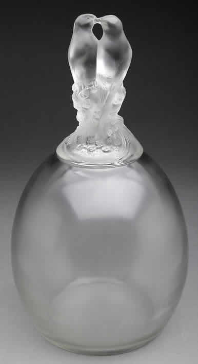 R. Lalique Tourterelles Vase