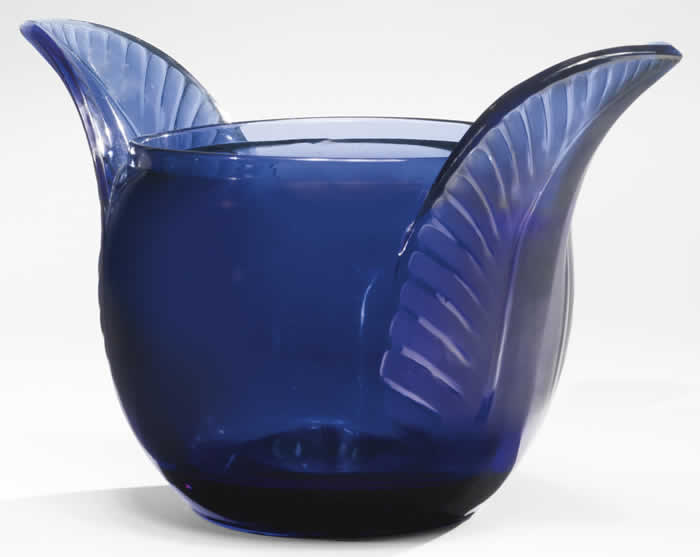 R. Lalique Tristan Vase