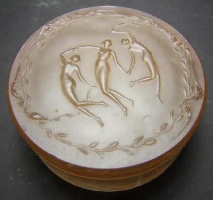 R. Lalique Trois Figurines Box