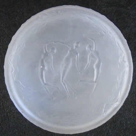 R. Lalique Trois Figurines Powder Box