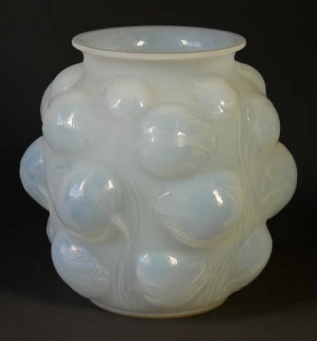 R. Lalique Tulipes Vase