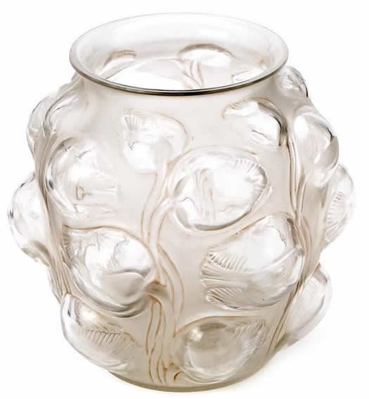 R. Lalique Tulipes Vase