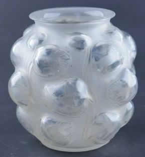 R. Lalique Tulipes Vase