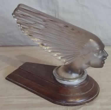 R. Lalique Victoire Mascotte
