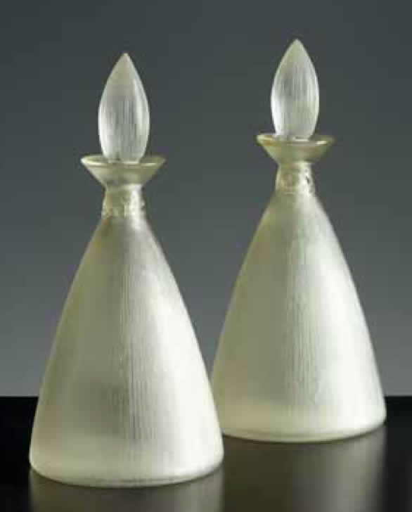 R. Lalique Vigne Strie Decanter