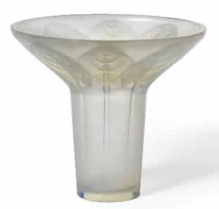 R. Lalique Violettes Vase