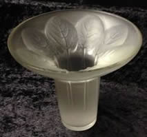R. Lalique Violettes Vase