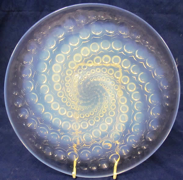 R. Lalique Volutes Plate