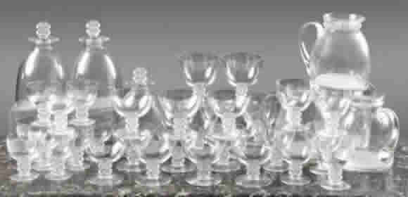 R. Lalique Vougeot Tableware