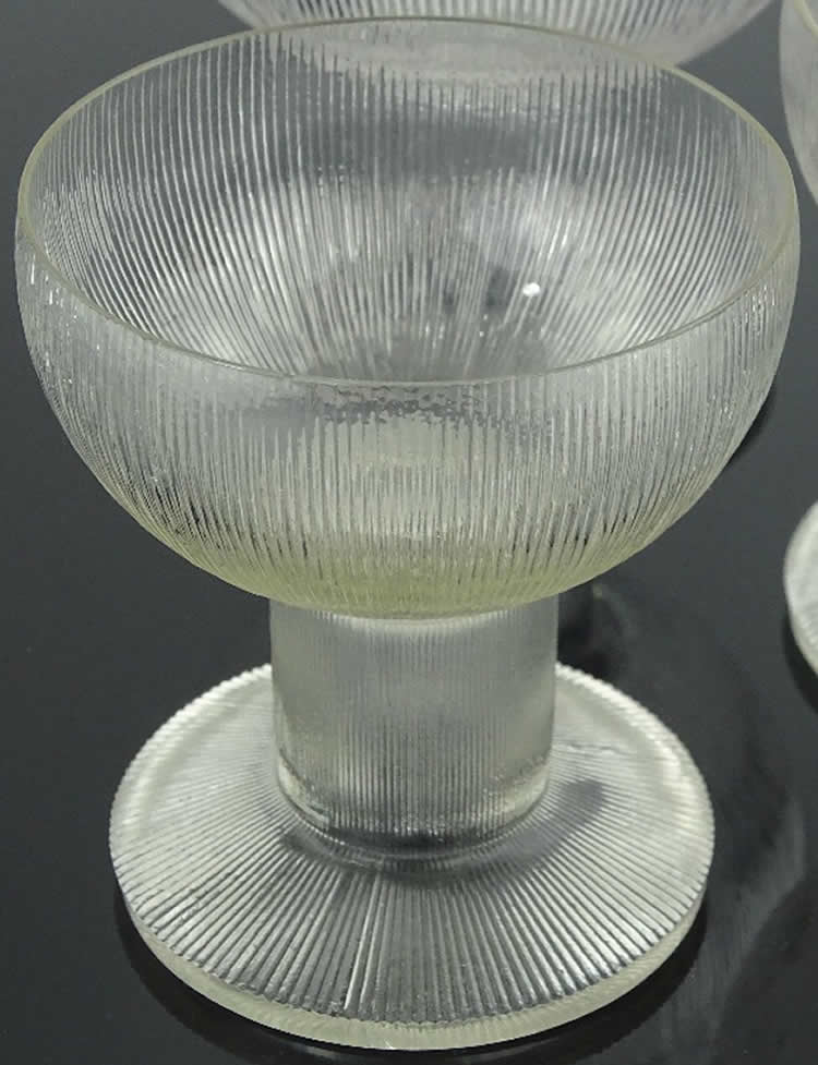 R. Lalique Wingen Glass