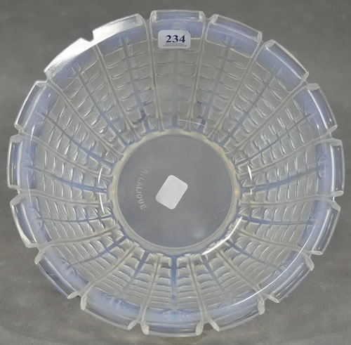 R. Lalique Acacia Bowl