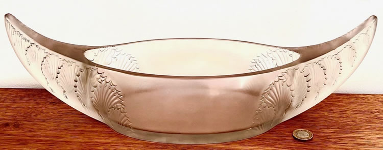 R. Lalique Acanthes Jardiniere
