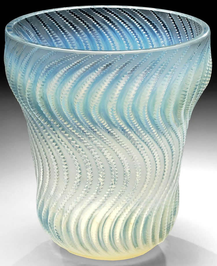R. Lalique Actinia Vase