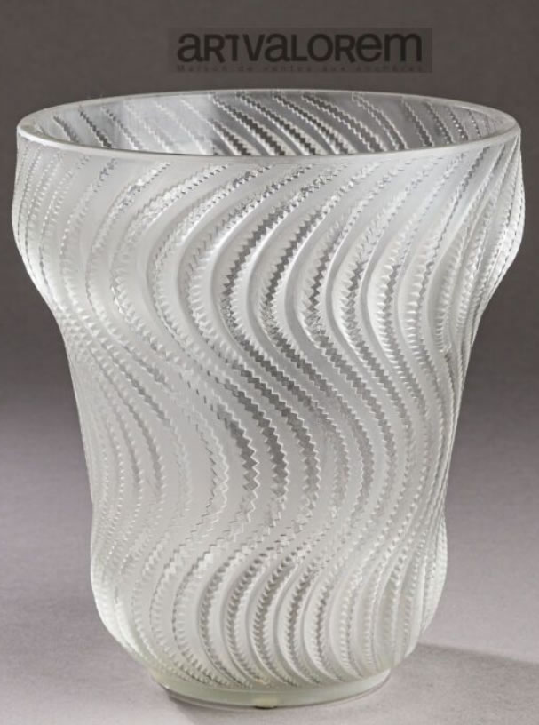 R. Lalique Actinia Vase