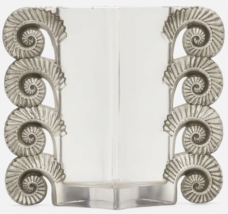 R. Lalique Amiens Vase
