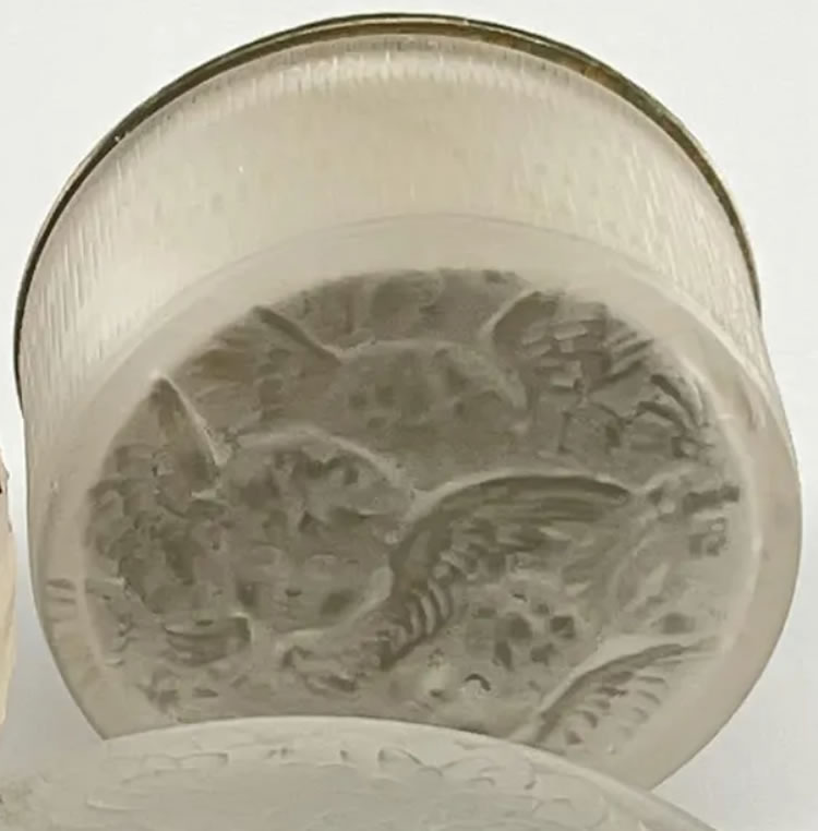 R. Lalique Anges Powder Box
