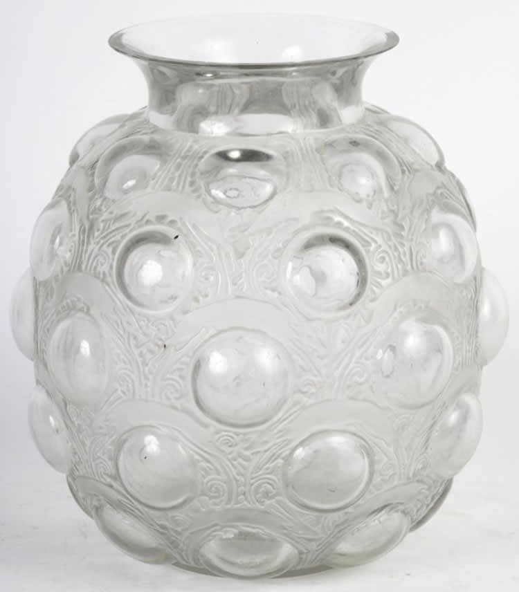 R. Lalique Antilopes Vase