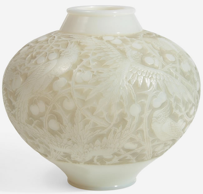 R. Lalique Aras Vase