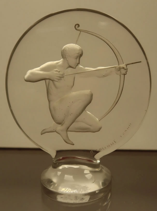 R. Lalique Archer Mascotte