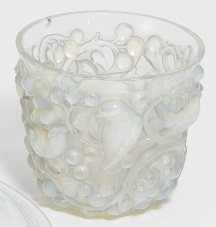 R. Lalique Avallon Vase