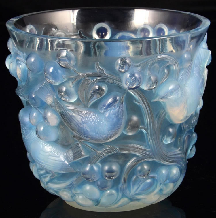 R. Lalique Avallon Vase