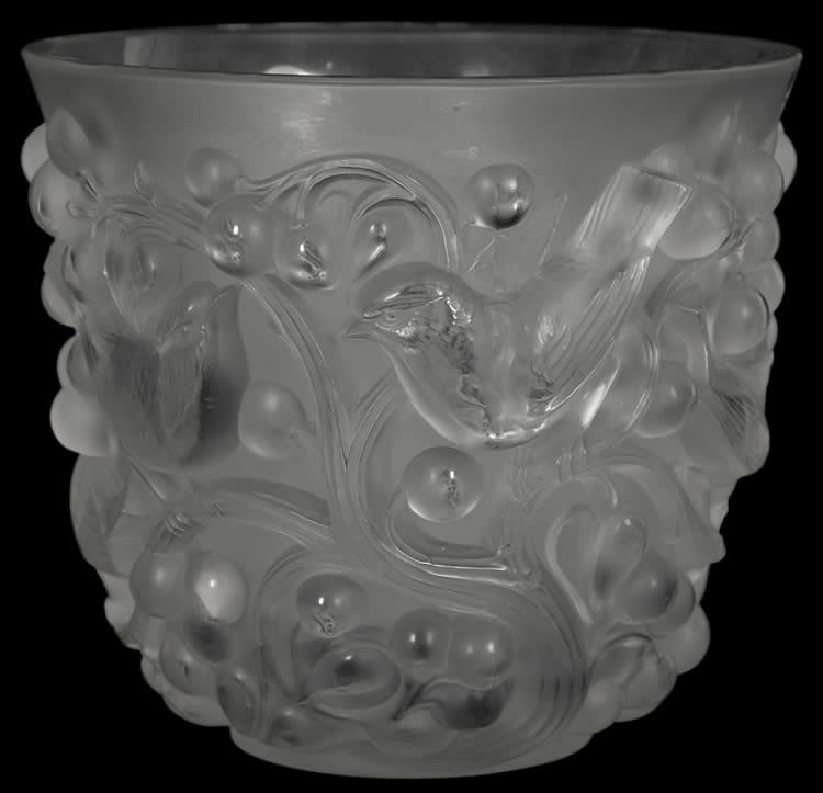 R. Lalique Avallon Vase