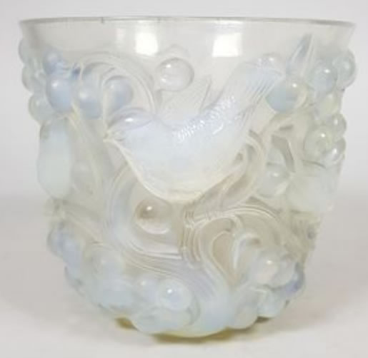 R. Lalique Avallon Vase