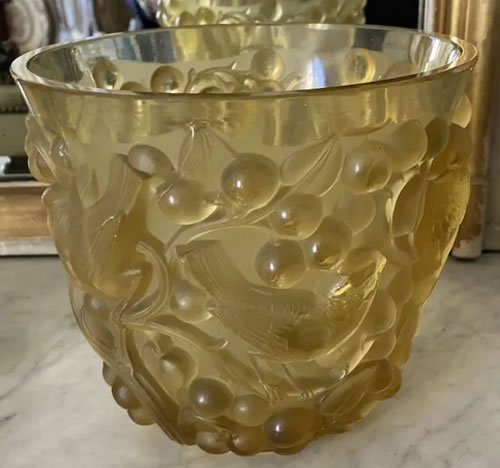 R. Lalique Avallon Vase