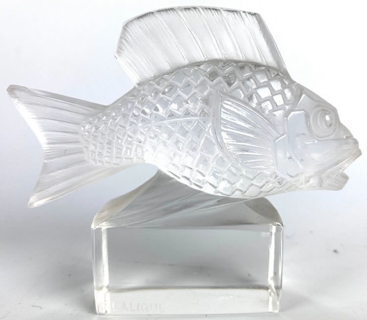 R. Lalique Barbillon Paperweight