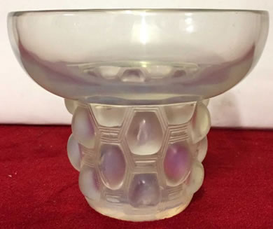 R. Lalique Beautreillis Vase