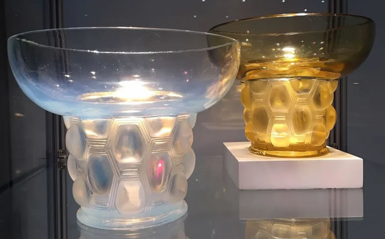 R. Lalique Beautreillis Vase