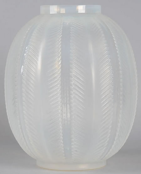 R. Lalique Biskra Vase