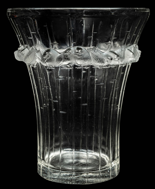R. Lalique Boulouris Vase