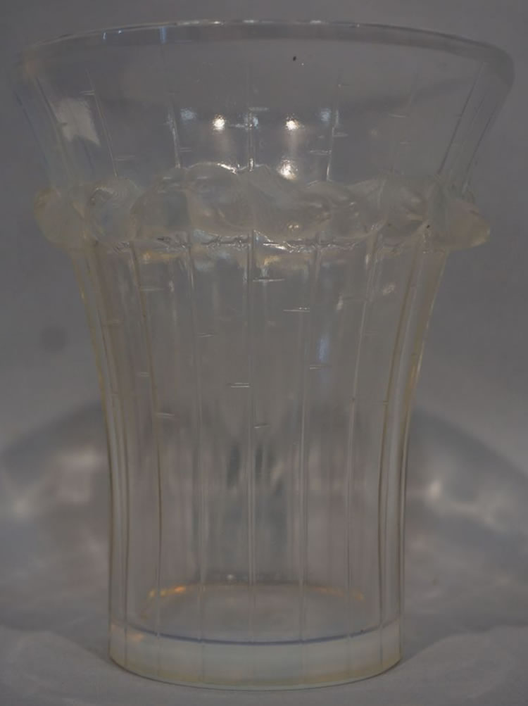 R. Lalique Boulouris Vase