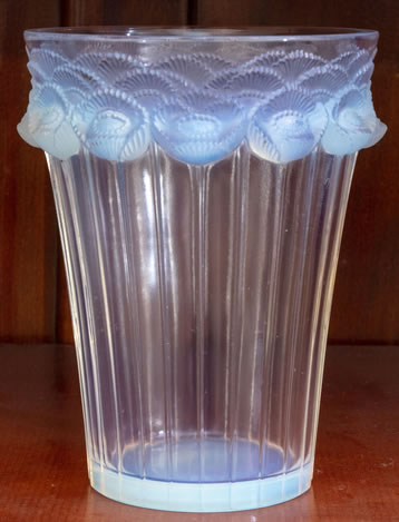 R. Lalique Boutons D'Or Vase