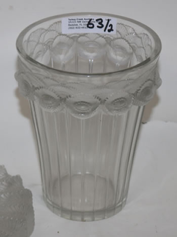 R. Lalique Boutons D'Or Vase