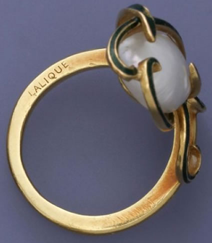 R. Lalique Budding Pearl Ring 2 of 2