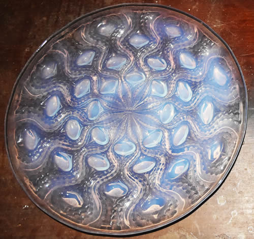 R. Lalique Bulbes Plate