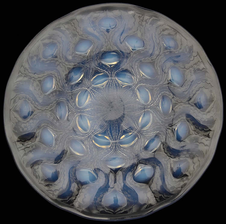 R. Lalique Bulbes Plate