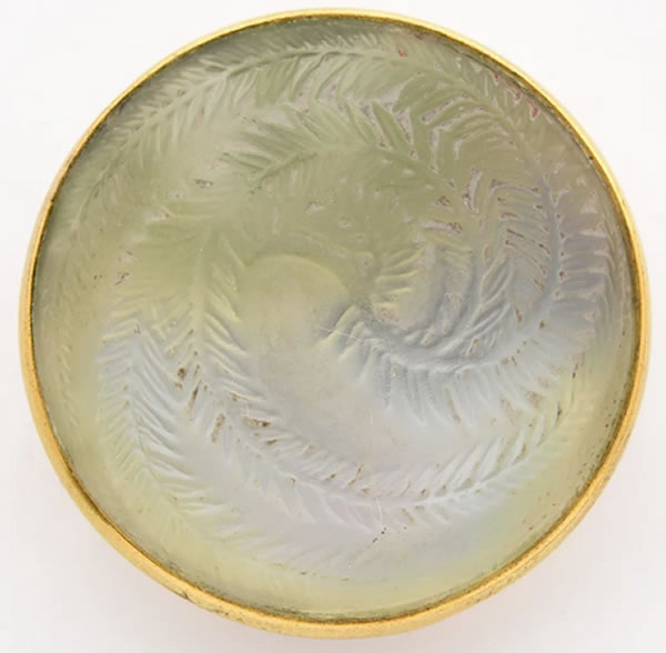 R. Lalique Cabochon Acacias Brooch