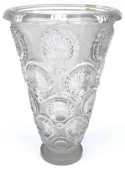 R. Lalique Cancale Vase