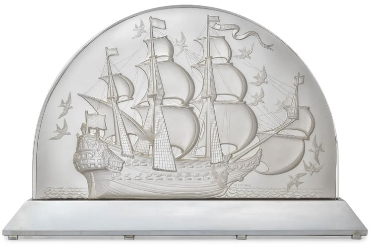 R. Lalique Caravelle-2 Decoration
